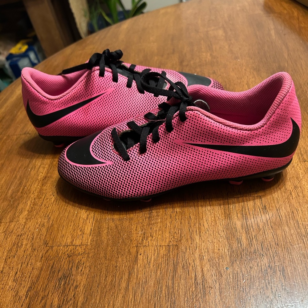 Nike youth soccer cleats
